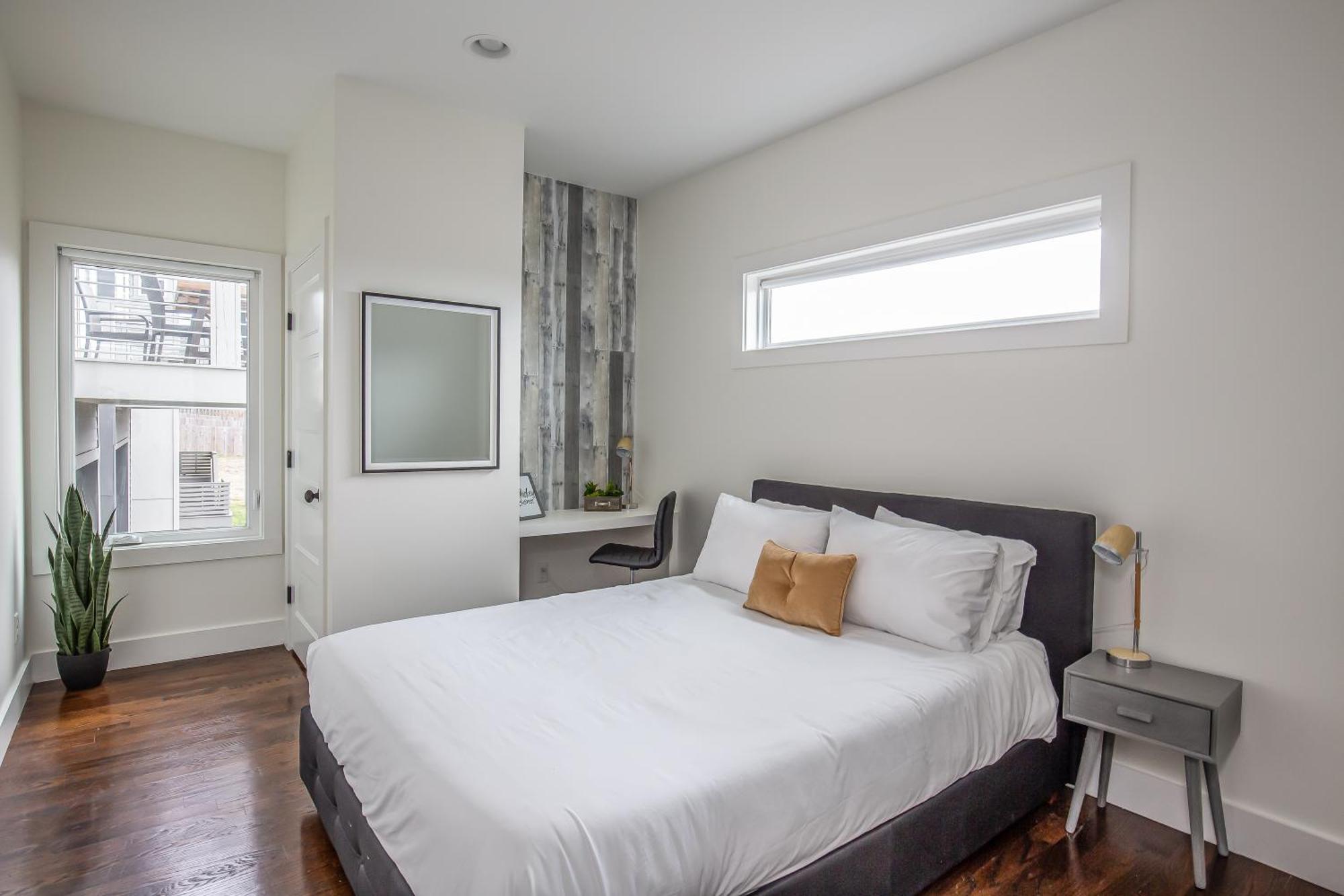 Whiskey House With Rooftop Golf, City Views! 8Min To Downtown! Sleeps 9! Nashville Eksteriør billede