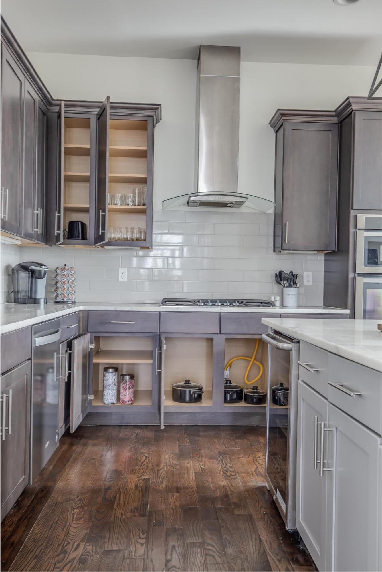 Whiskey House With Rooftop Golf, City Views! 8Min To Downtown! Sleeps 9! Nashville Eksteriør billede